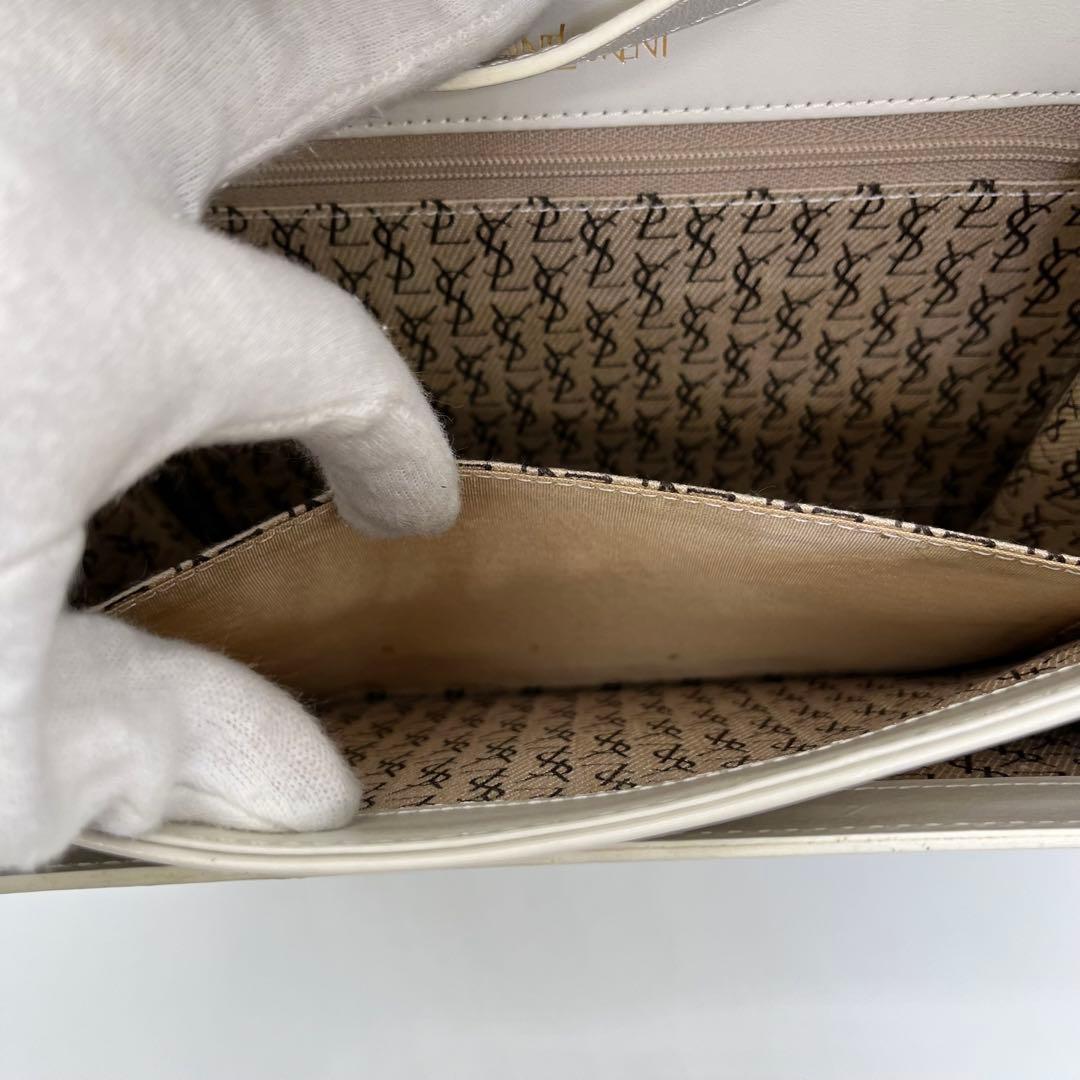 イヴサンローラン ショルダーバッグ ポシェット カサンドラ YSL金具 レザー