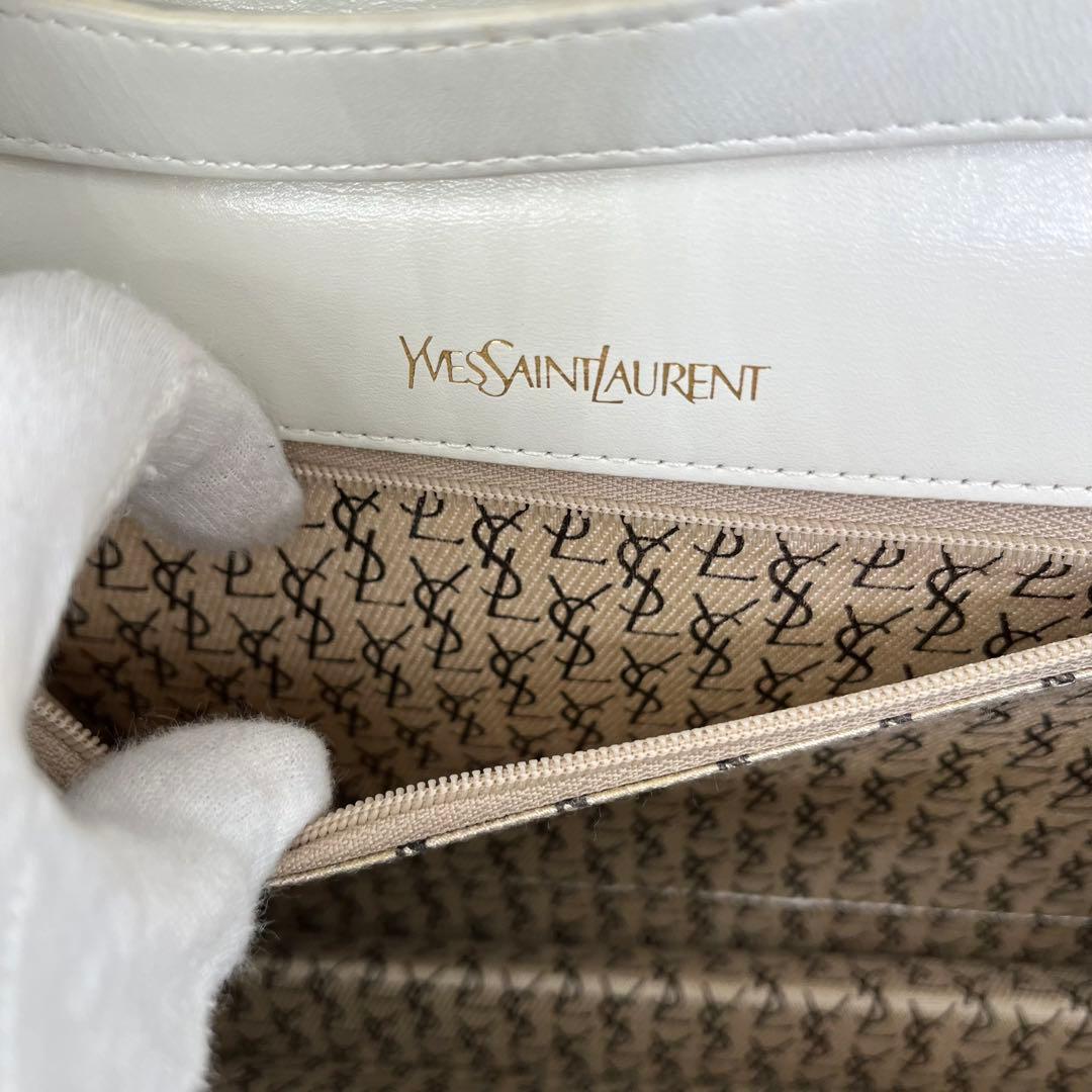 イヴサンローラン ショルダーバッグ ポシェット カサンドラ YSL金具 レザー