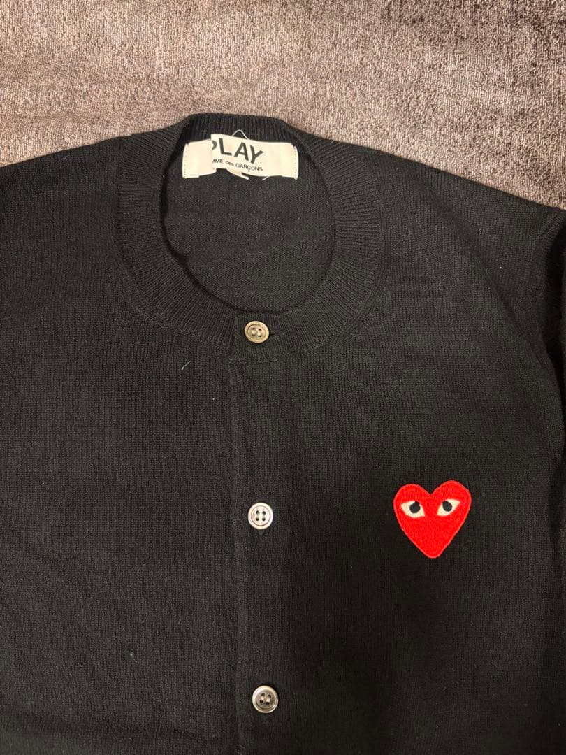 PLAY コムデギャルソン/カーディガン(ブラック/Mサイズ)