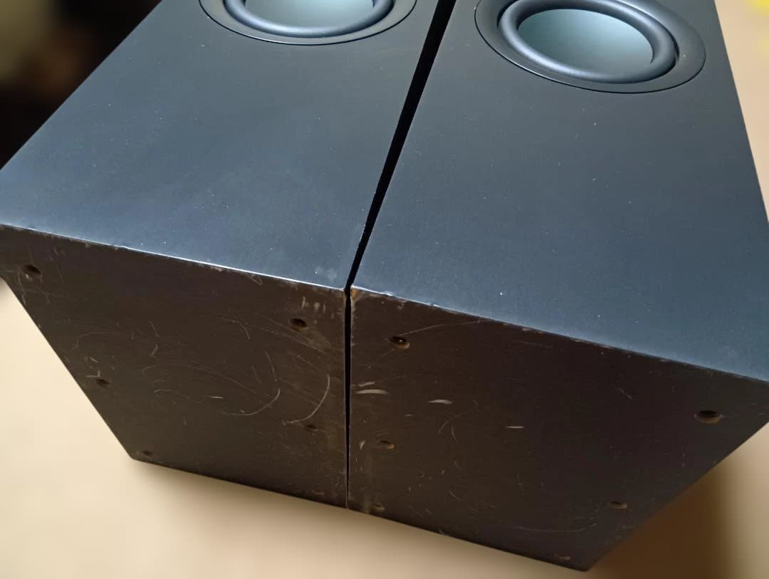 KEF Q550　トールボーイスピーカー（2本）