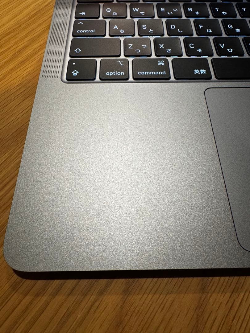 【美品】Apple MacBook Air (M1, 8GB) スペースグレー