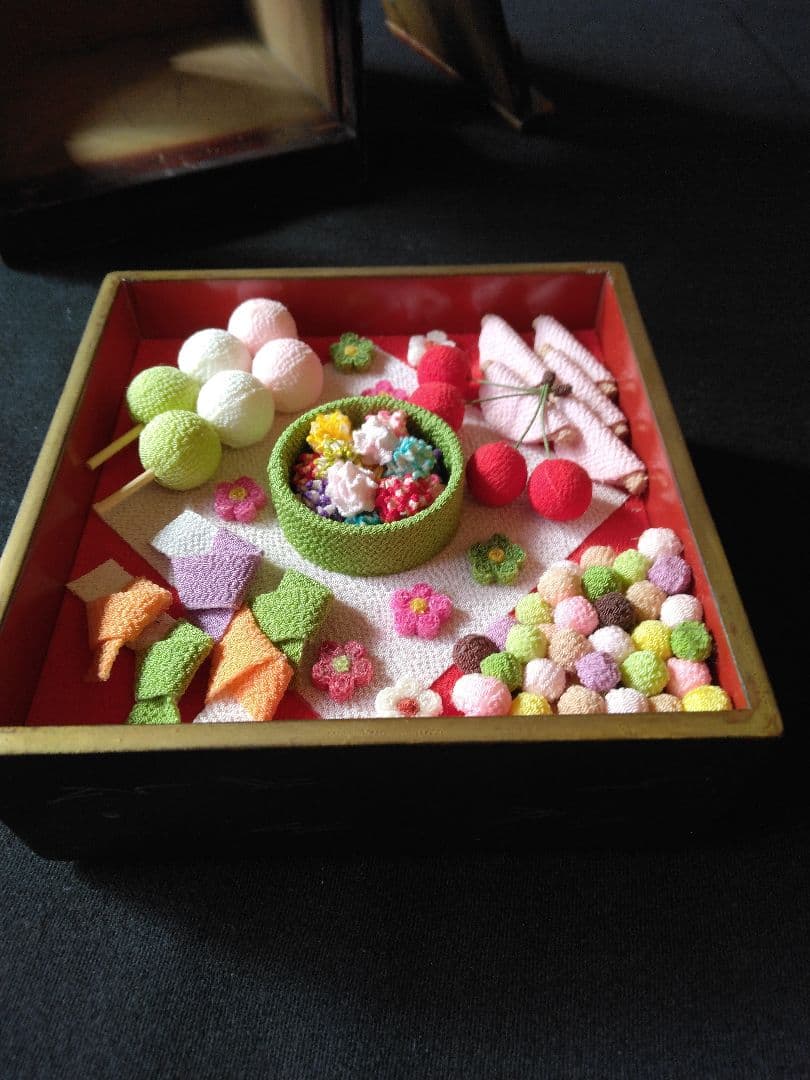 ミニチュア重箱縮緬細工食品