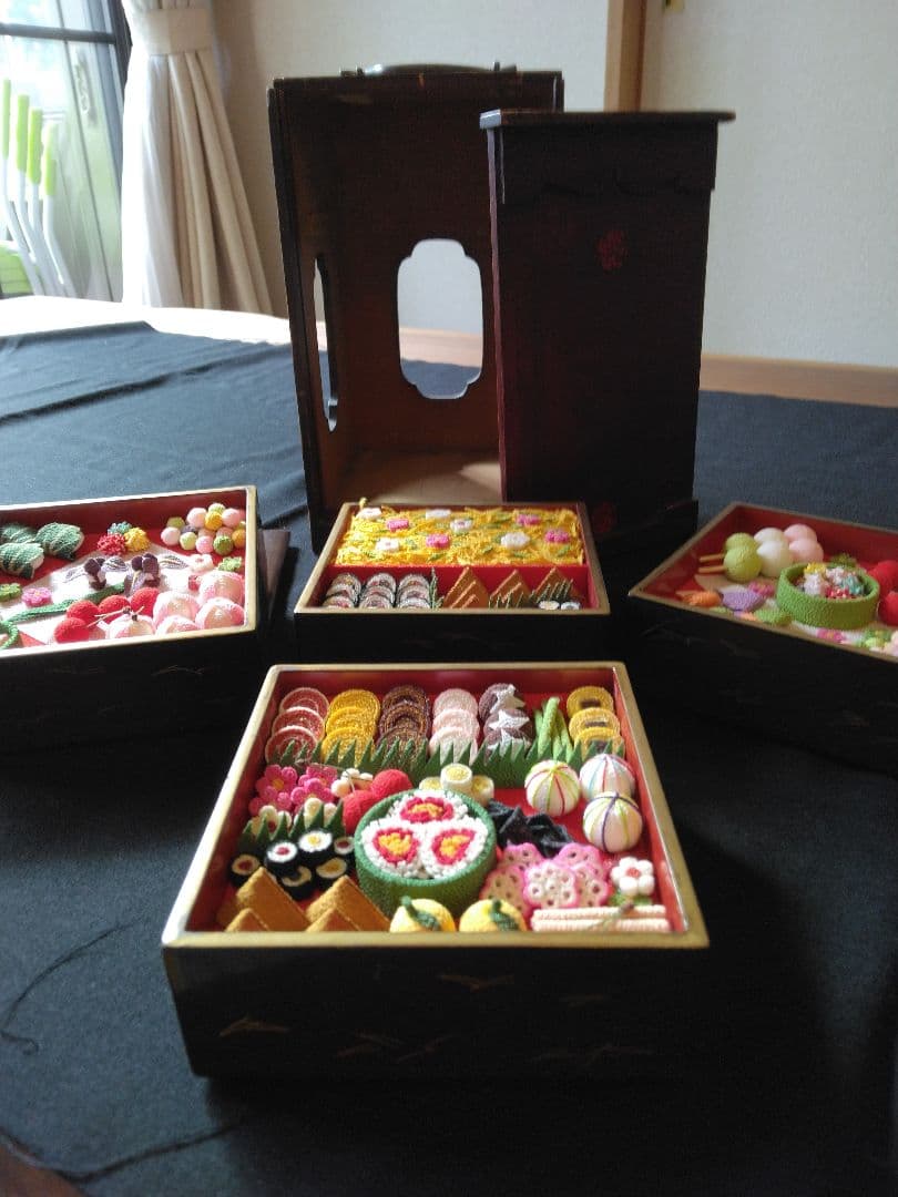 ミニチュア重箱縮緬細工食品