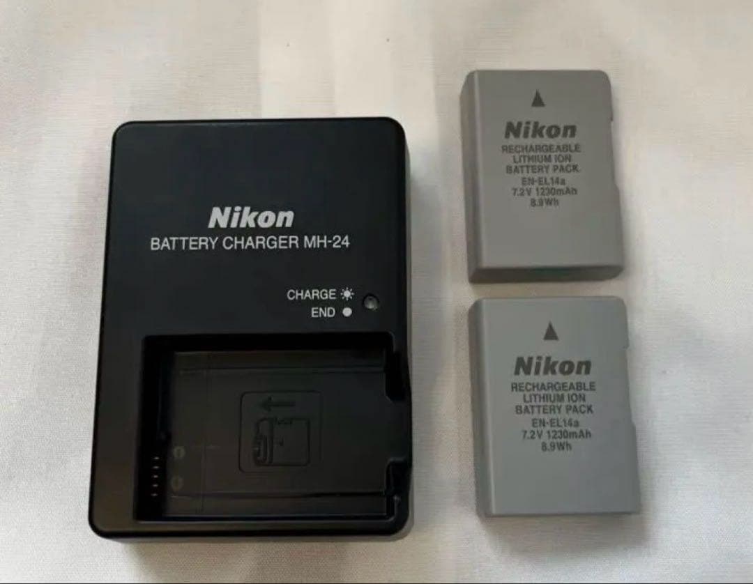 【NIKON】デジタル一眼レフカメラ D5600 ダブルズームキット