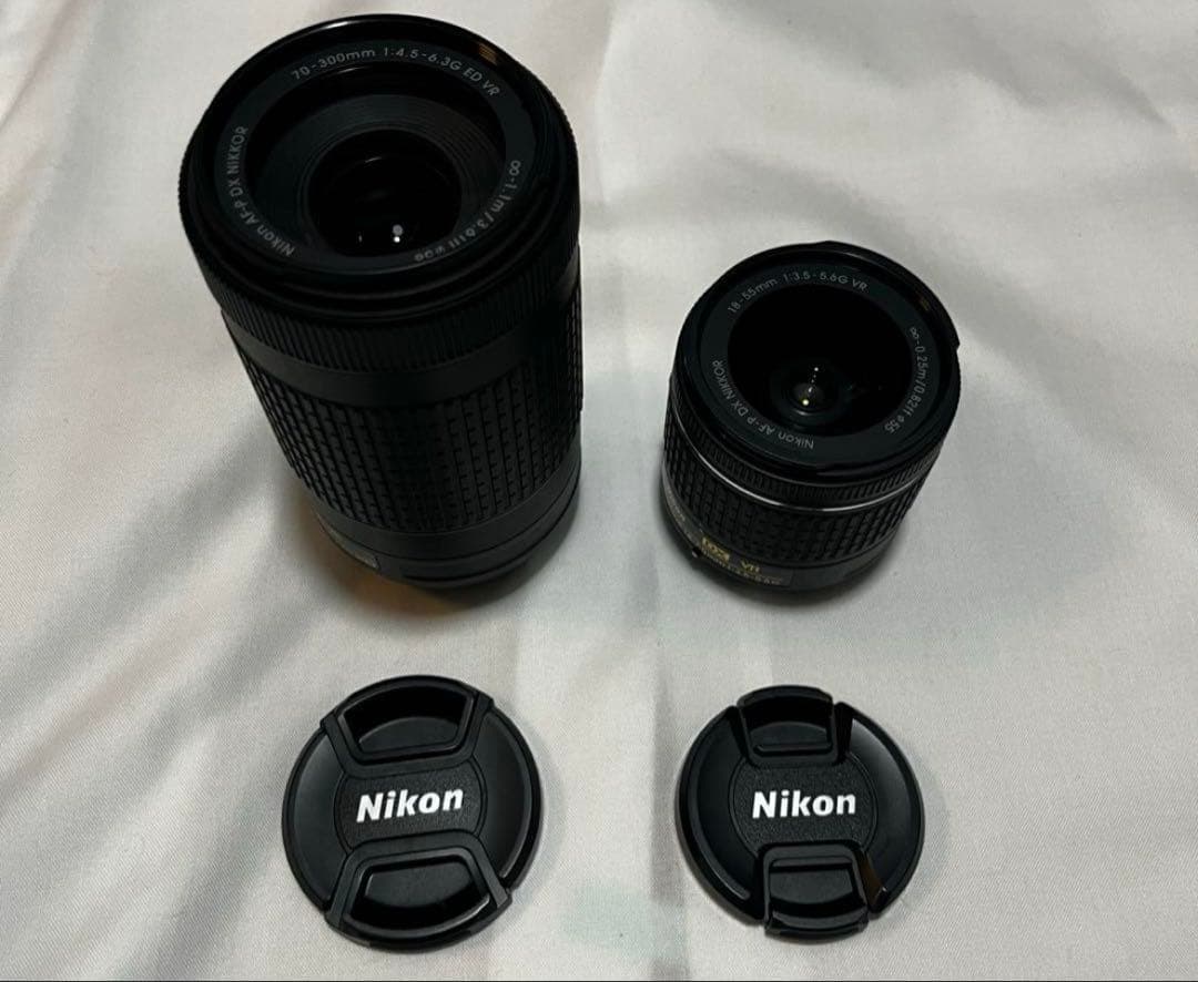 【NIKON】デジタル一眼レフカメラ D5600 ダブルズームキット