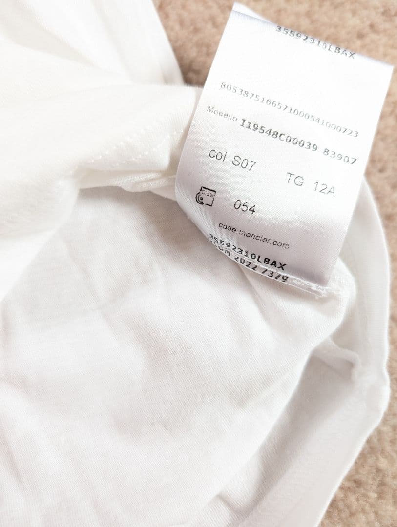 モンクレール　Tシャツ 150cm キッズ　白　ロゴワッペン　2022 極美品