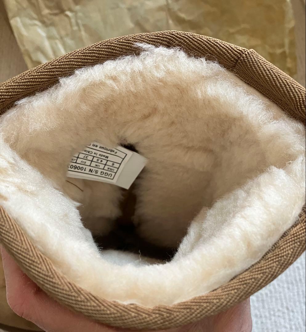 新品未使用！UGG W PIERCEムートンブーツ 23cmベージュ