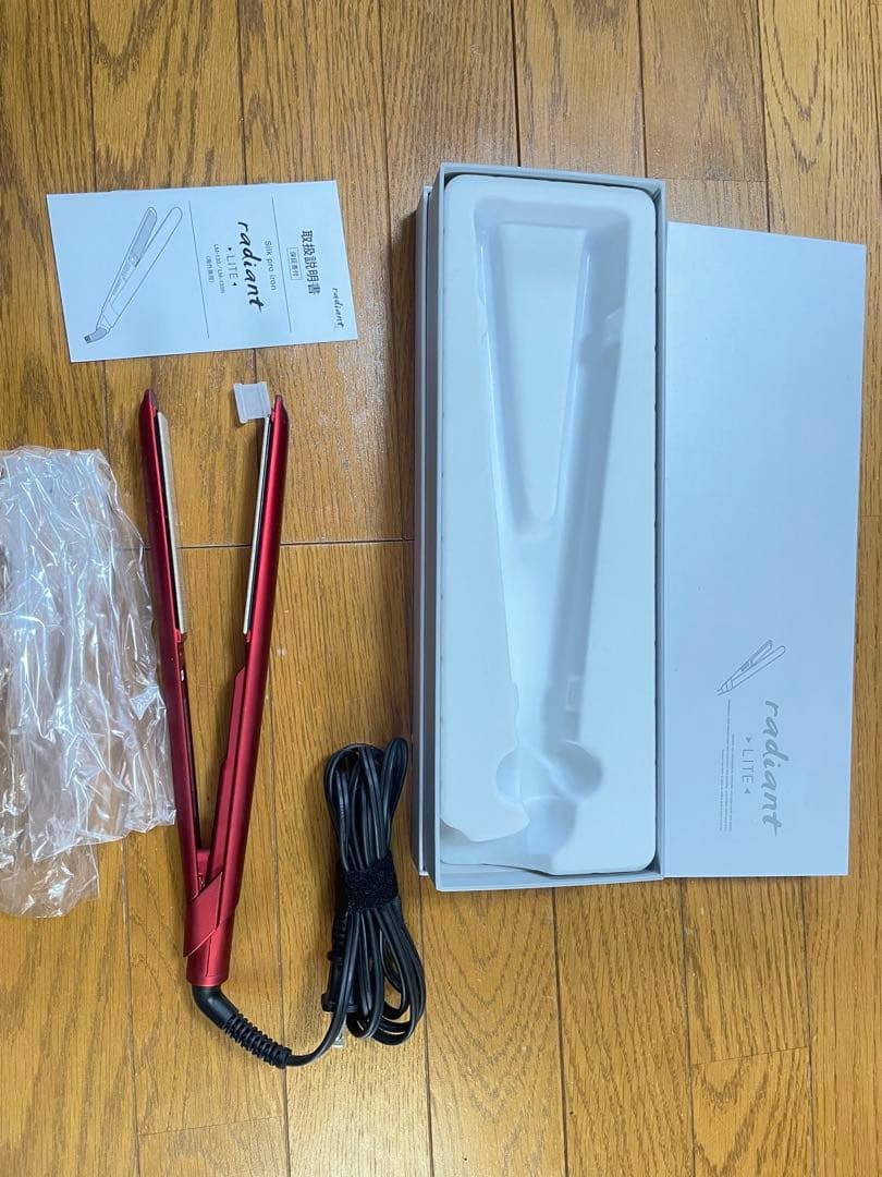 radiant LITE ストレートヘアアイロン レッド