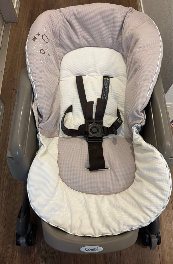 Combi ネムリラ FF ハイローチェア 手動 リバーシブル　コンビ