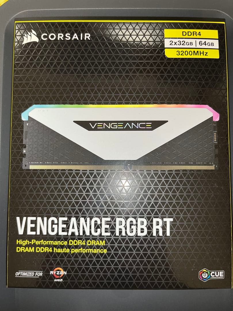 メモリー Corsair VENGEANCE RGB RT DDR4 64GB