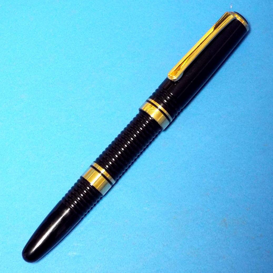 PLATINUM プラチナ 万年筆 #3776 ギャザード 14K 細字 文房具