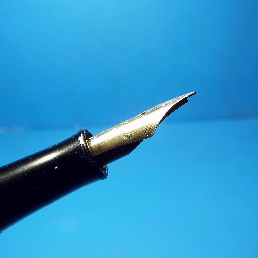 PLATINUM プラチナ 万年筆 #3776 ギャザード 14K 細字 文房具