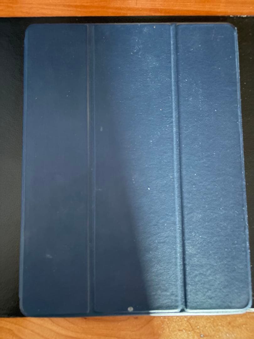 iPad Pro 12.9インチ　第1世代　Wi-Fiモデル　ケース、フィルム付