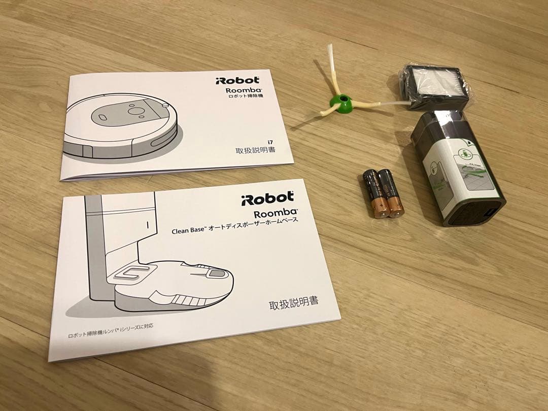 【美品】iRobot Roomba i7+ 自動ゴミ収集機能付き i755060