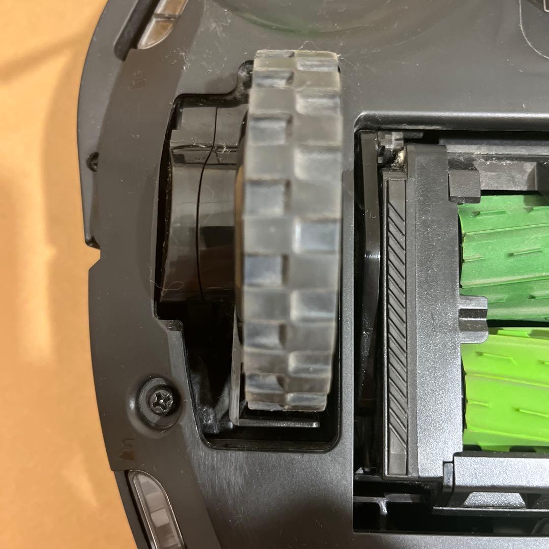 【美品】iRobot Roomba i7+ 自動ゴミ収集機能付き i755060