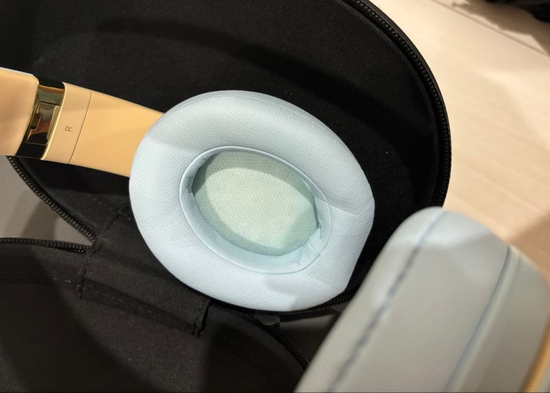 Beats Studio3 Wireless クリスタルブルー