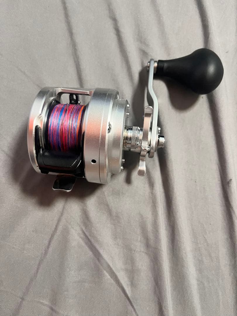SHIMANO CALCUTTA 300Hg ベイトリール 箱付属してない