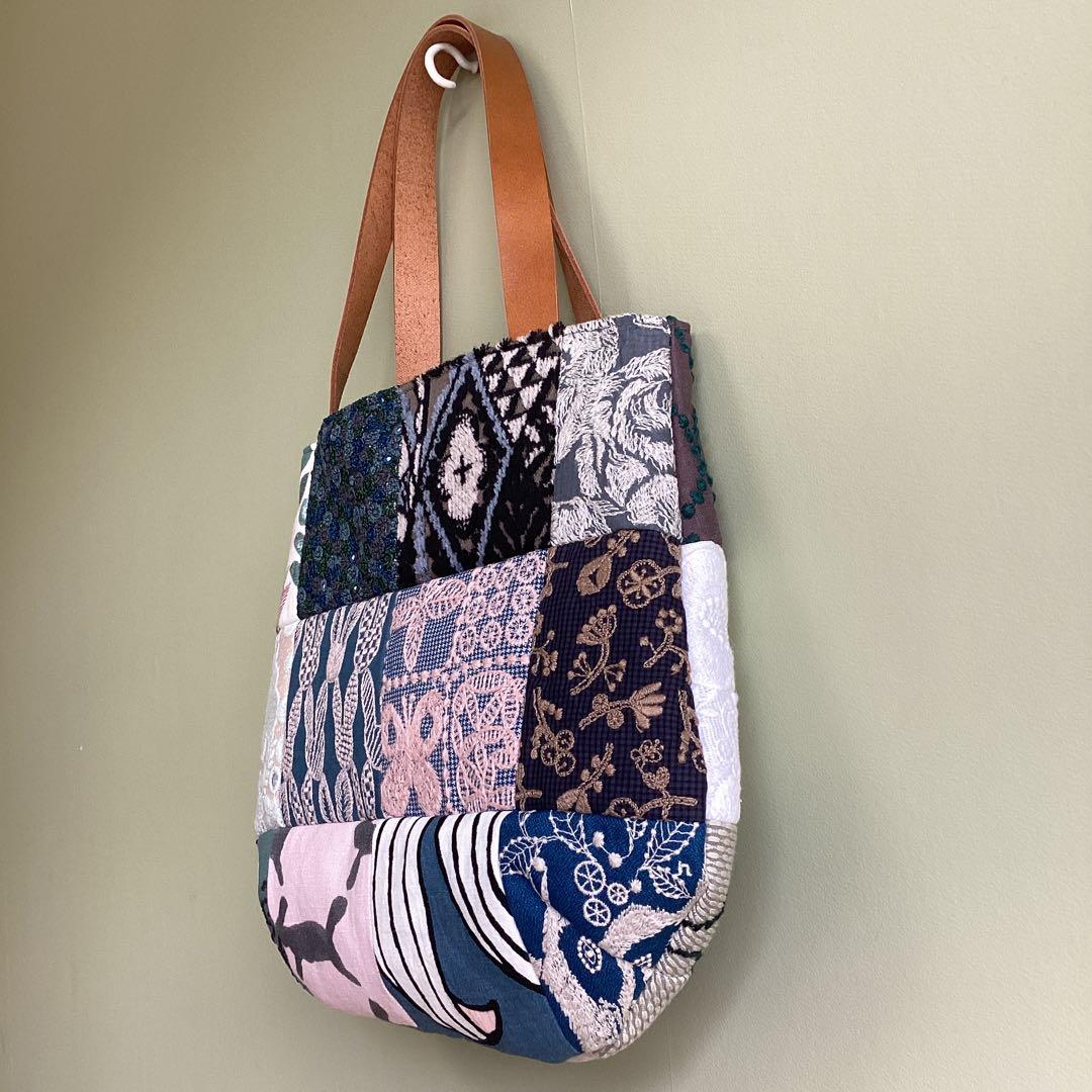 ミナペルホネンハギレをパッチワークふっくらまるみのトートバッグハンドメイド