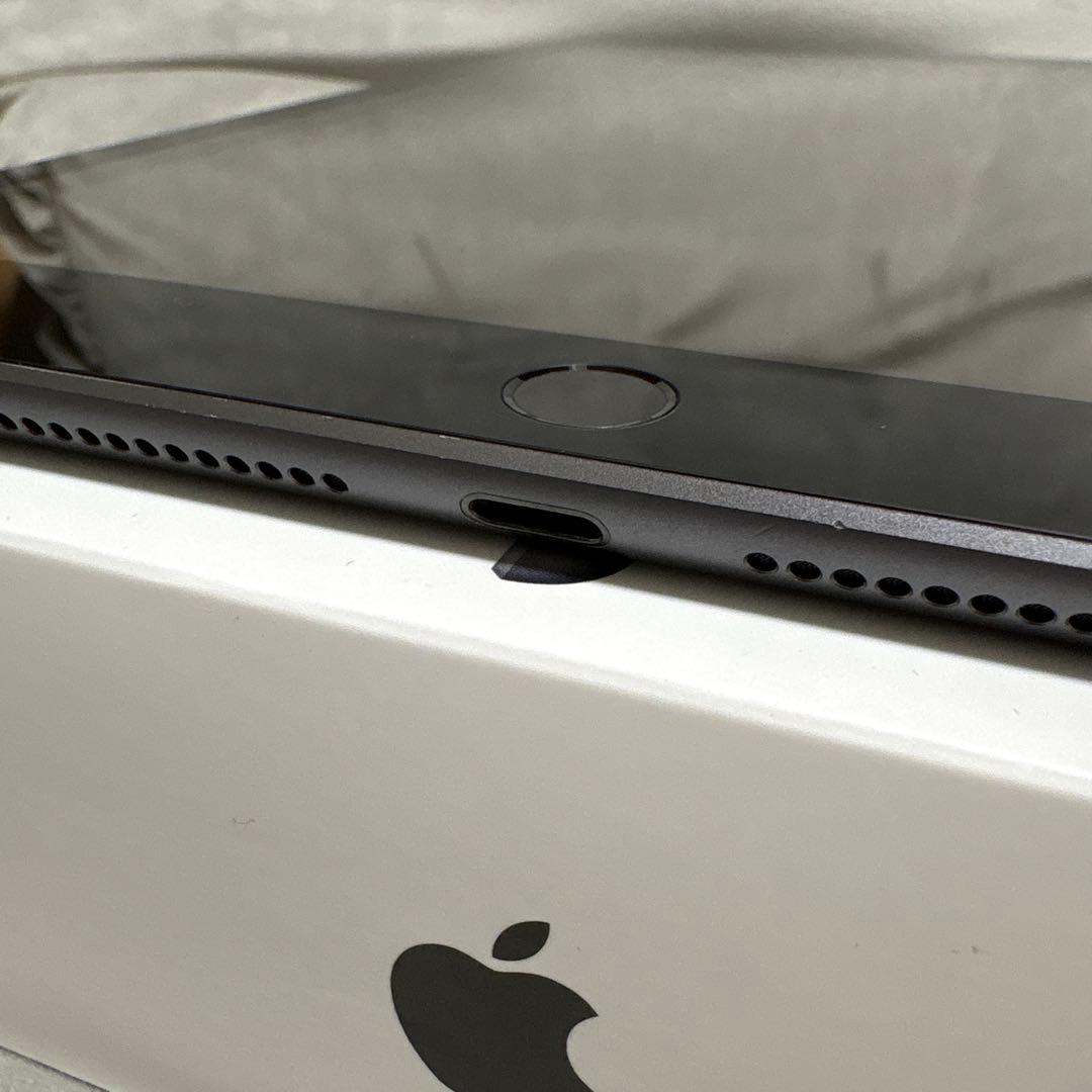 iPad 第8世代 Wi-Fi 32GB