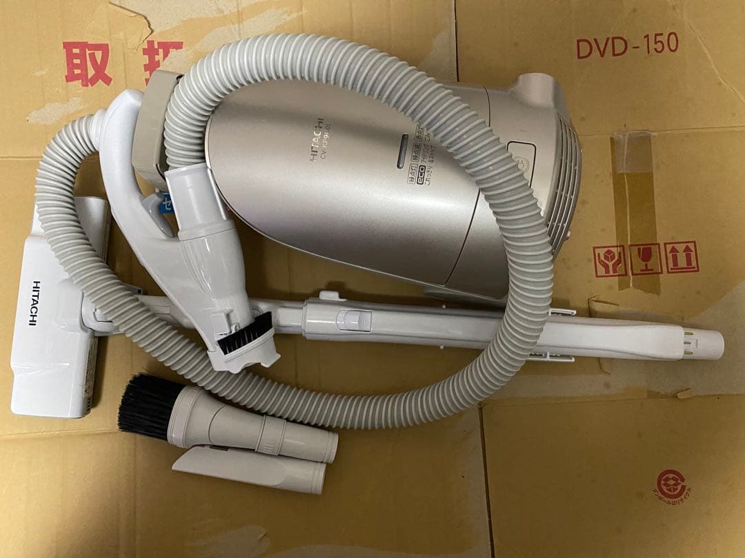 中古掃除機　日立かるパック　CV-KP900L
