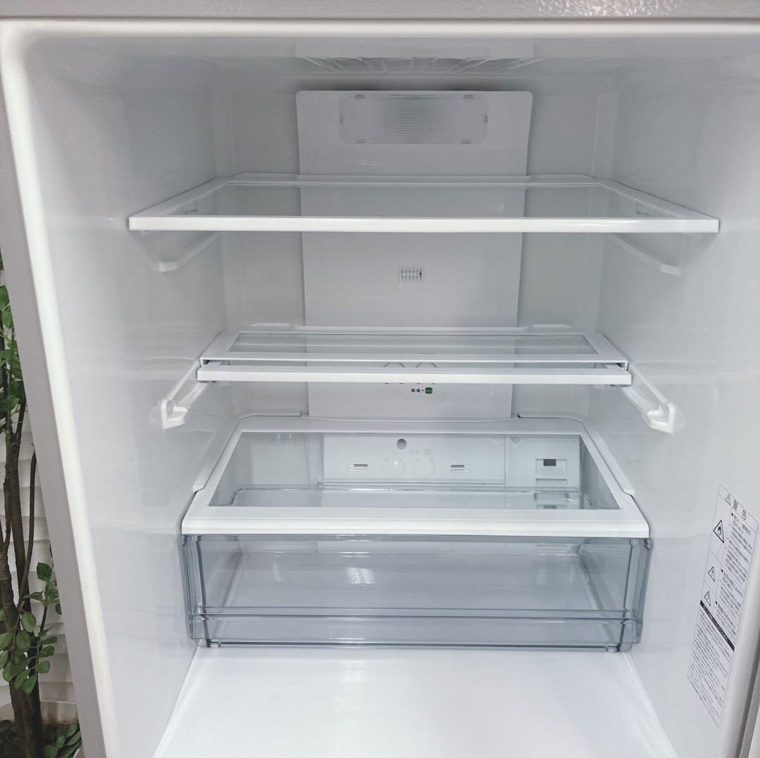 ◇大阪府 神戸市 配達料無料！動作保証5ヶ月！◇AQUA◇272L冷蔵庫◇右開き