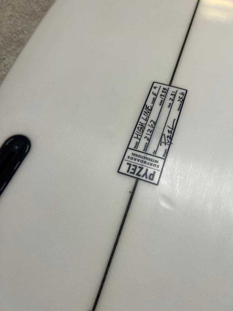 ゆうたさん専用　PYZEL パイゼル　サーフボード HIGHLINE 5’9