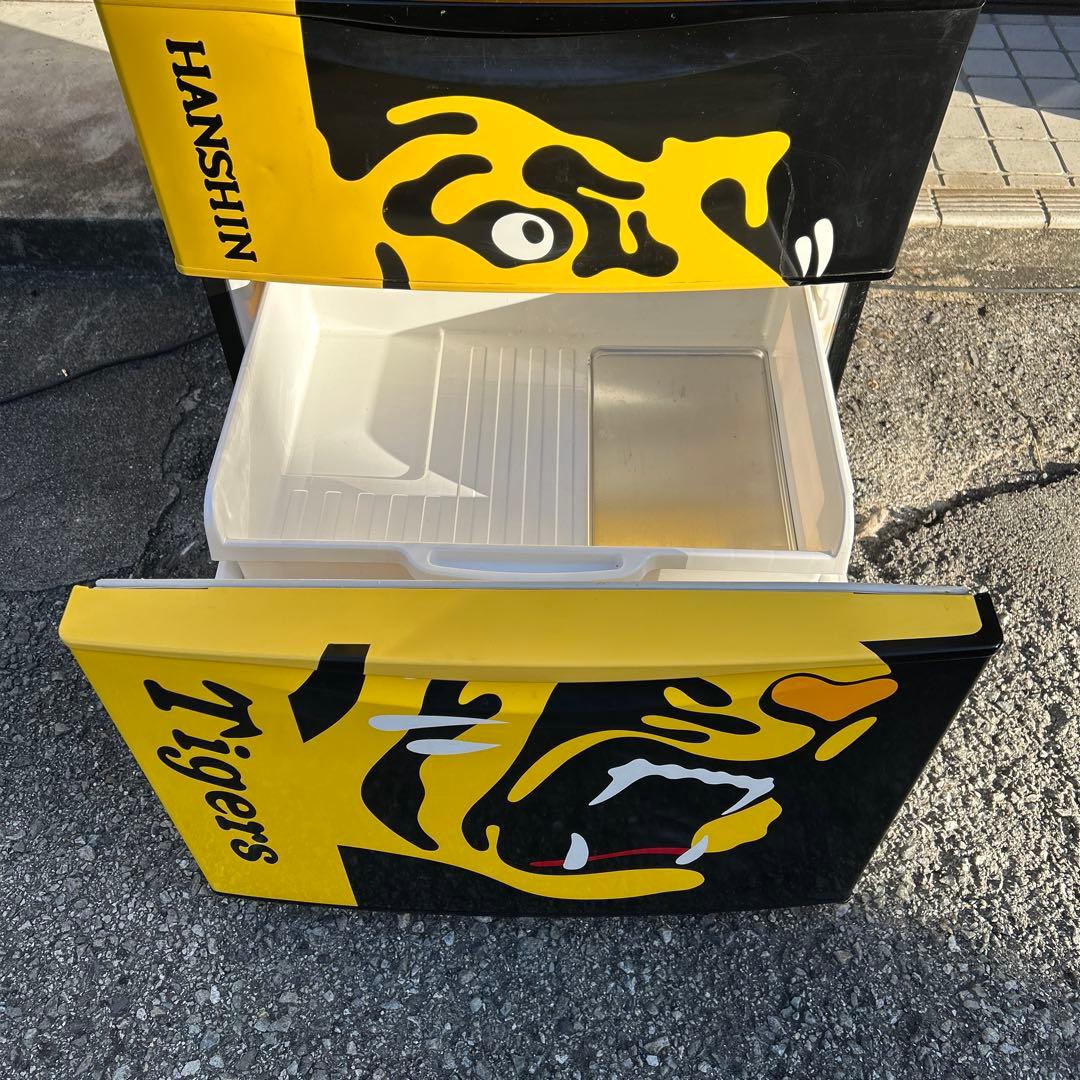 【貴重】阪神タイガース　冷蔵庫