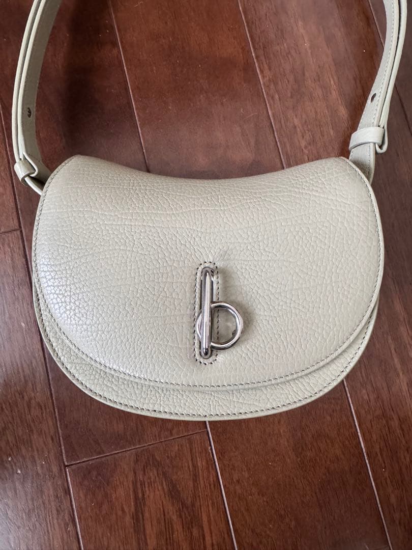 BURBERRY ロッキングホース ショルダーバッグ