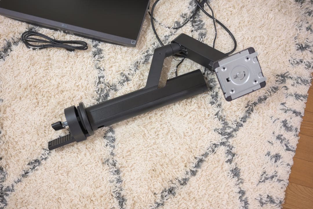 LG DualUpディスプレイ(縦長モニター 27.6インチ)