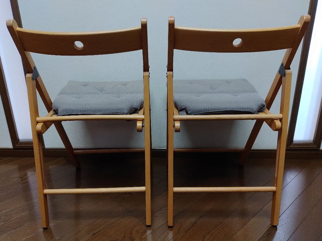 クッション付き　2脚　IKEA　TERJE　FRÖSVI　木製折りたたみチェア