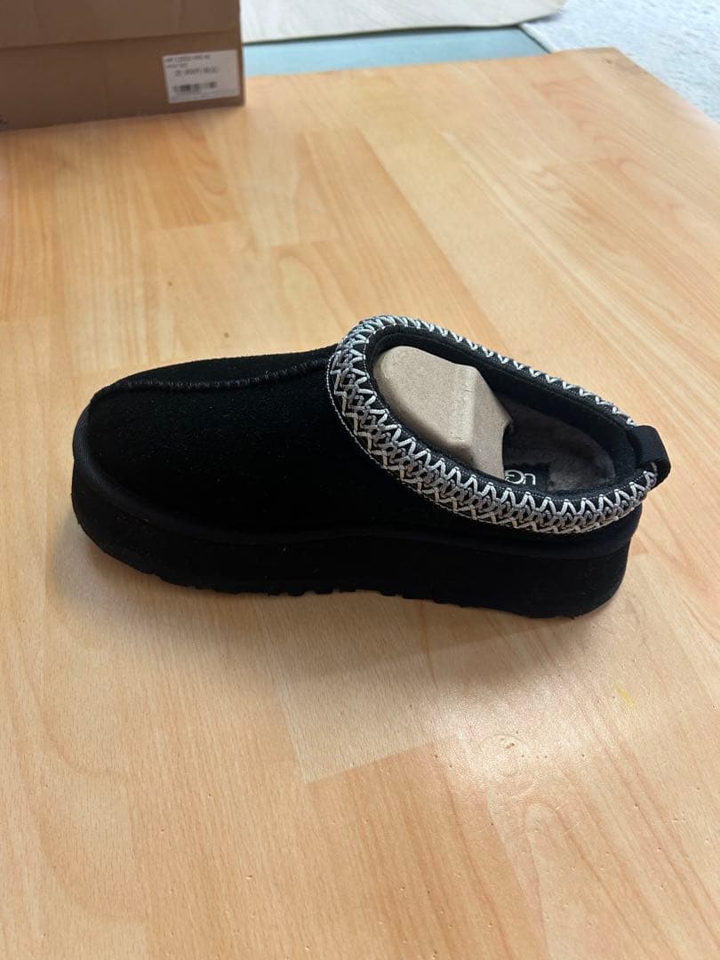 UGG ブラック ムートンブーツ スリッポン