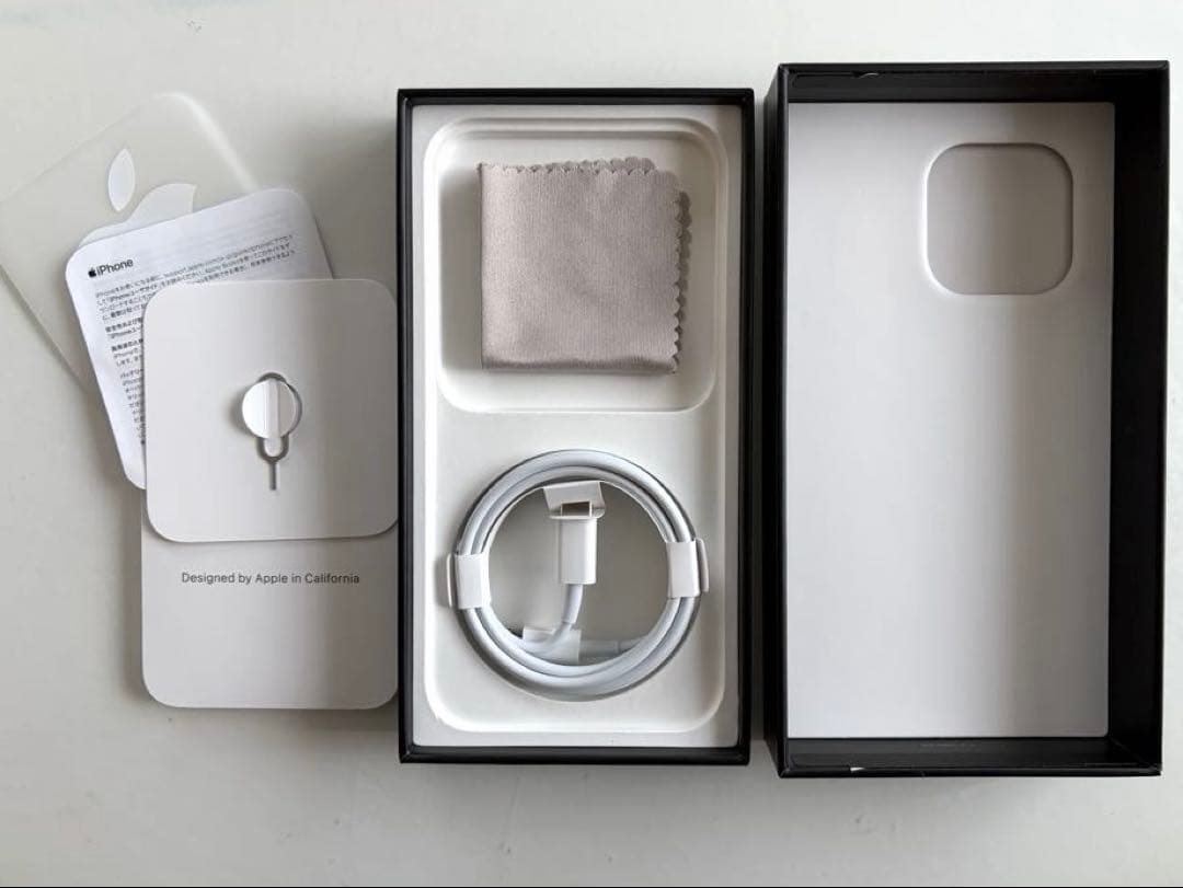 iPhone 13Pro 256GB 本体