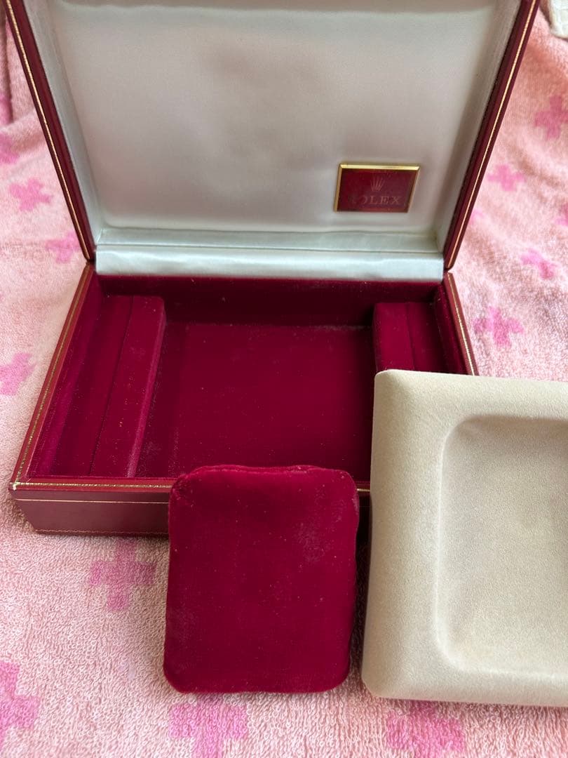 ROLEX 木製ケース 刺繍入り