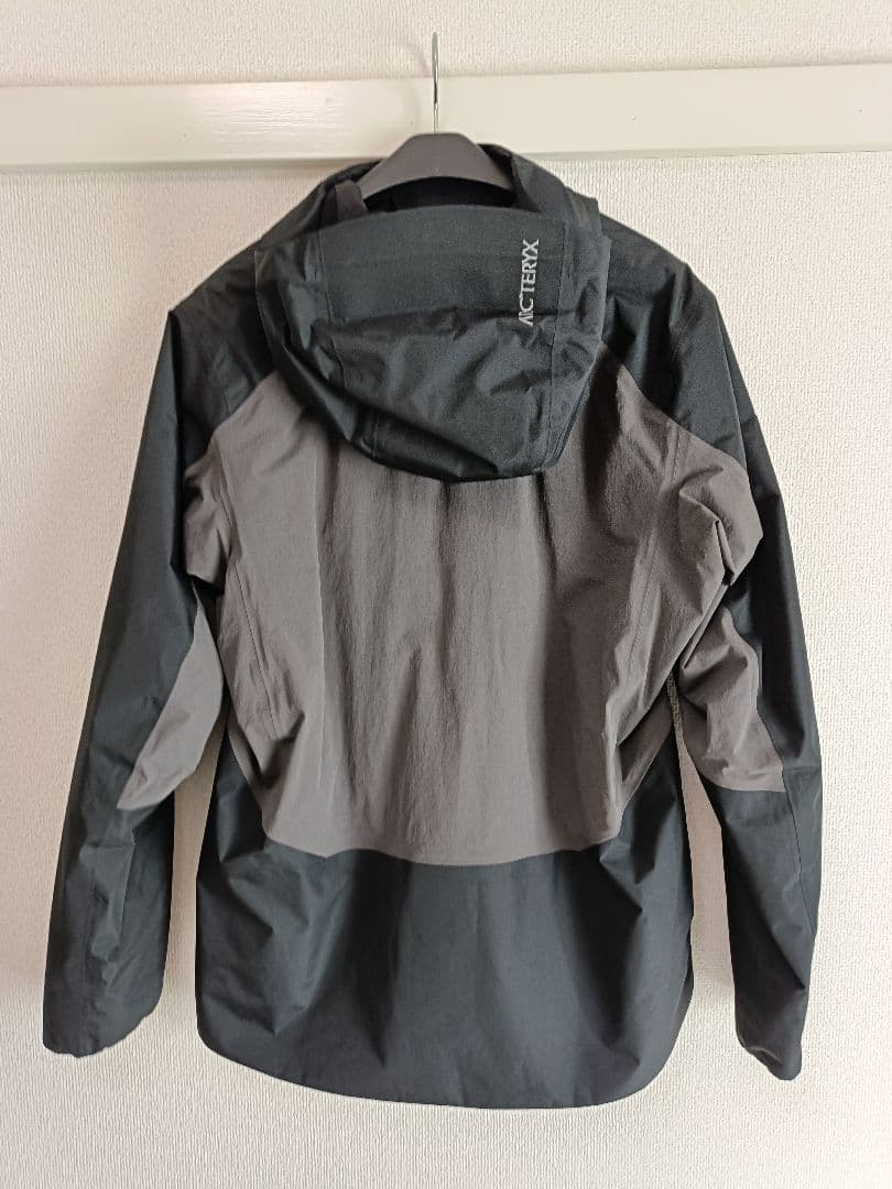 アークテリクス　ソラノ インサレーテッド フーディ メンズ