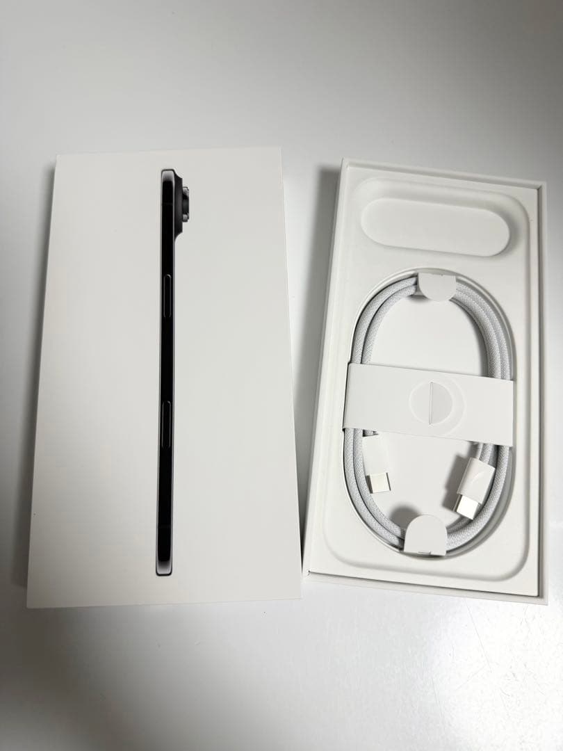 iPhone Air 256GB ブラック