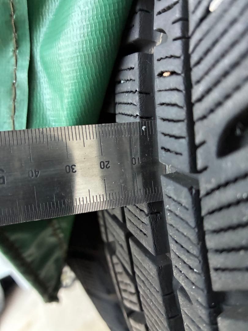 アルファード・ヴェルファイア　スタッドレス　大阪