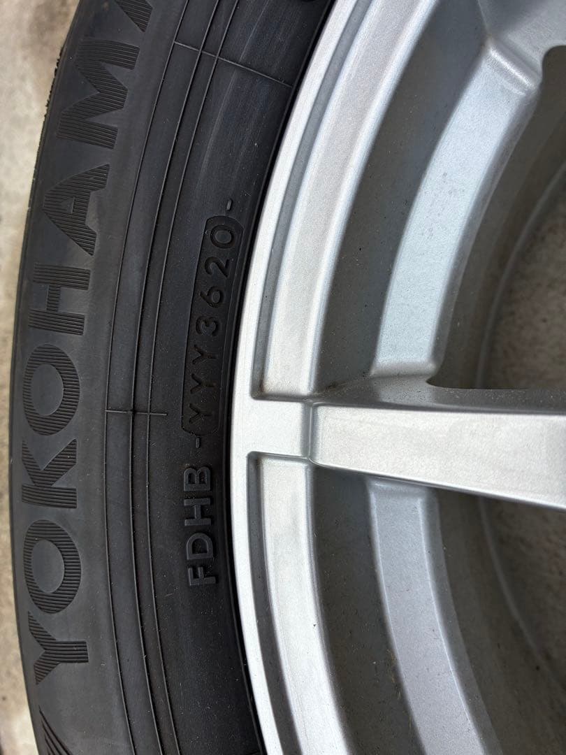 アルファード・ヴェルファイア　スタッドレス　大阪