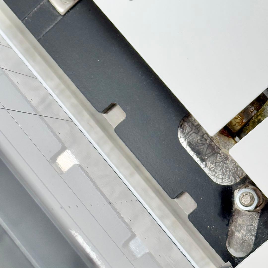 デューロデックス「200-DX」手動式パーソナル断裁機