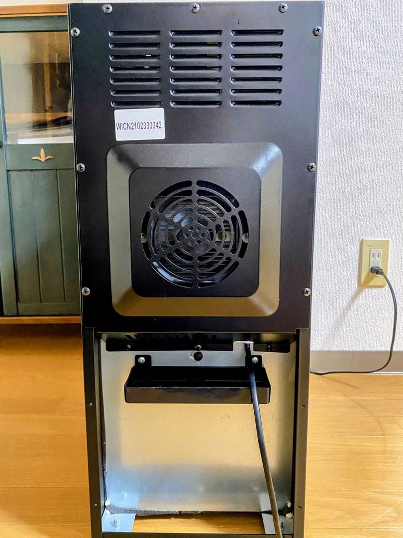 WIWCTE12BFGADX ミニワインクーラー 32リットル