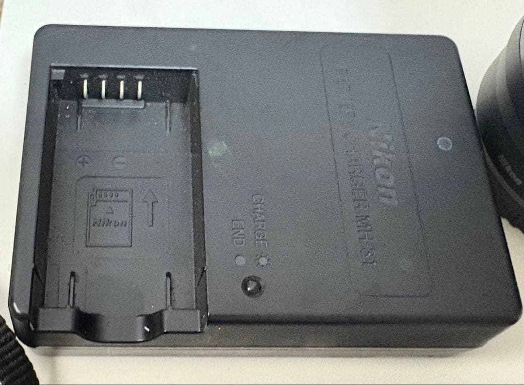 Nikon 1 J5ダブルレンズキット & NIKKOR 30-110mmレンズ