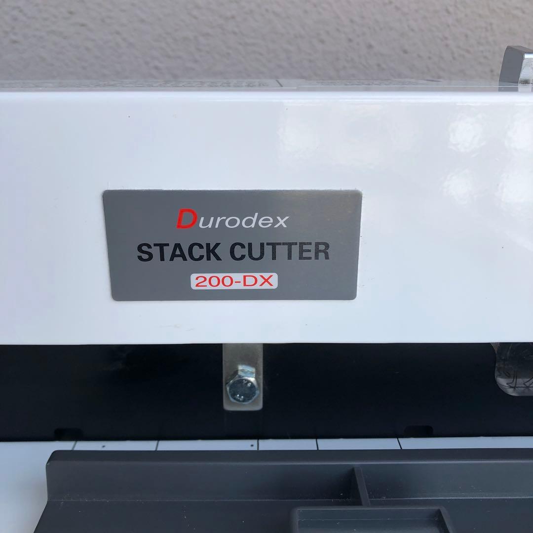 は*き様 Durodex 200DX ホワイト パーソナル断裁機