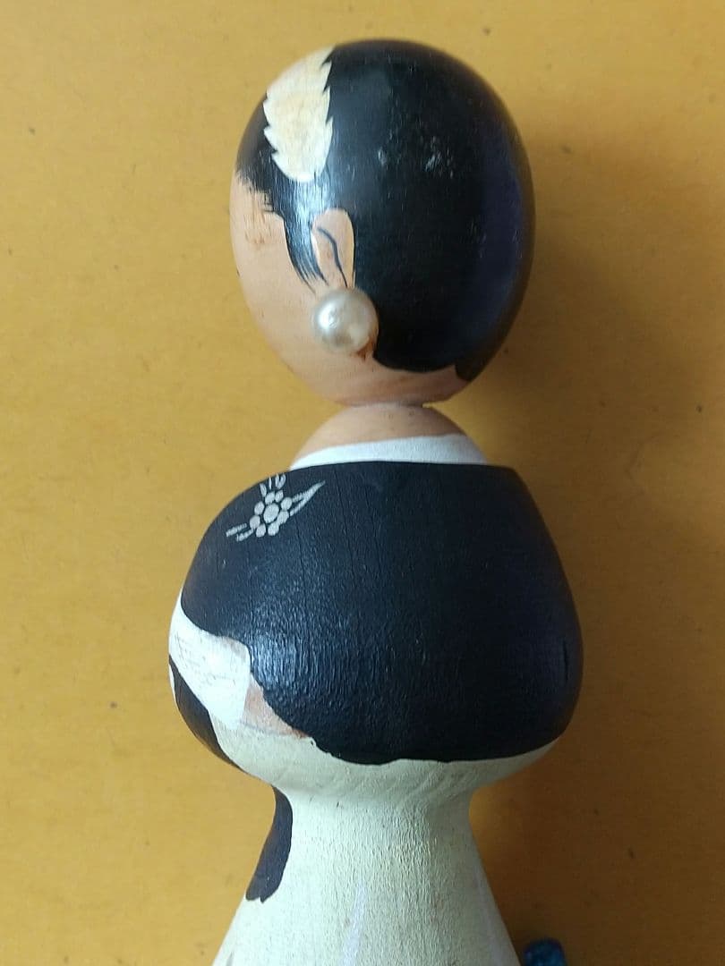 「皇太子妃美智子さまこけし人形」と「皇室読本」（講談倶楽部昭和34年2月号付録）