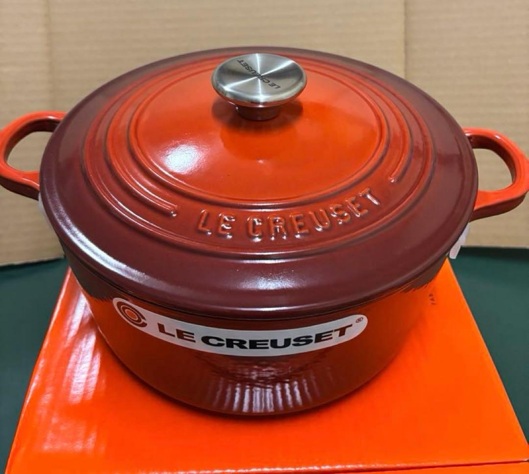 ルクルーゼ　ココット・ロンド 22cm カイエン　新品未使用品