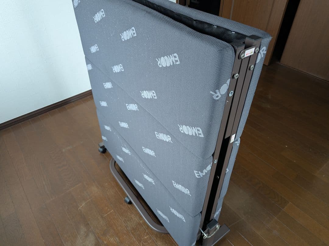 【処分価格】EMOOR 折りたたみベッド シングル 送料込 早い者勝ち