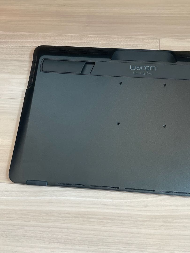 美品Wacom Cintiq Pro 16 2021 特典未使用　DTH167