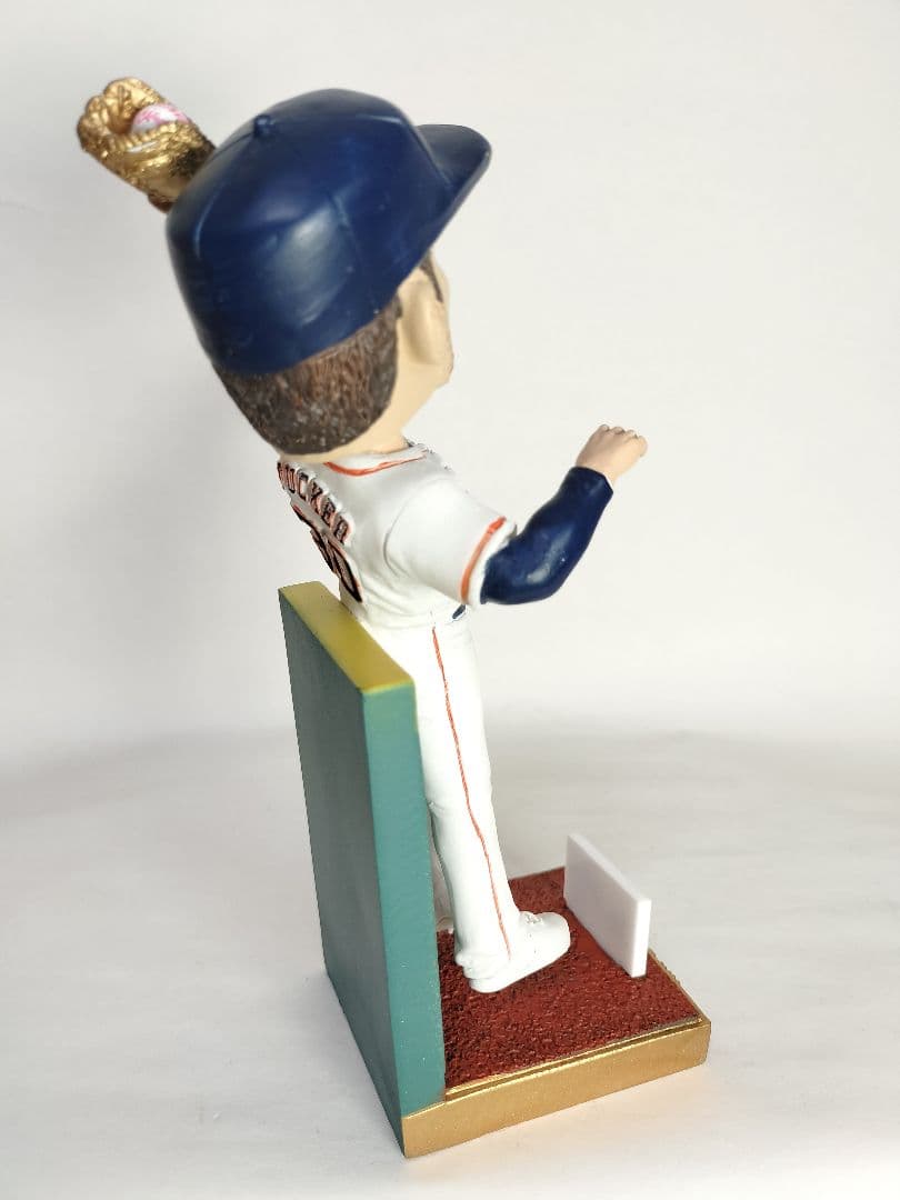 カイル・タッカー／”ゴールドグラブ賞” ボブルヘッド人形