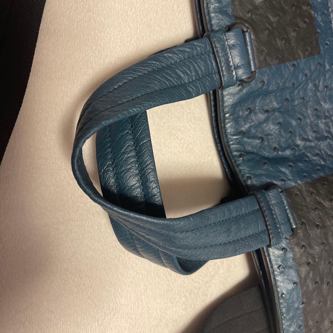 BOTTEGAVENETAボッテガヴェネタレザーネイビー2WAYショルダーバッグ