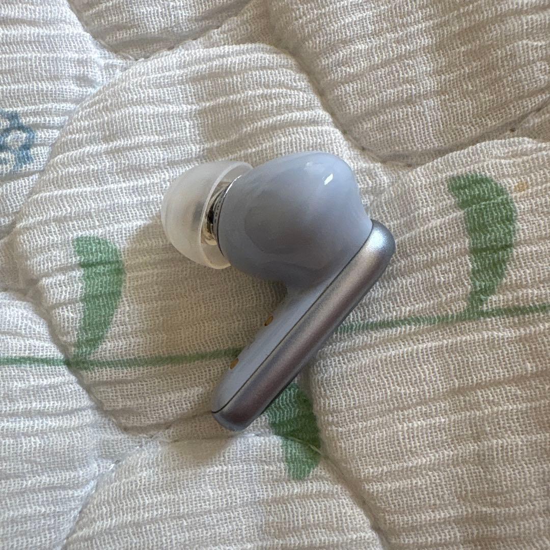 イヤホン SoundCore Liberty 4