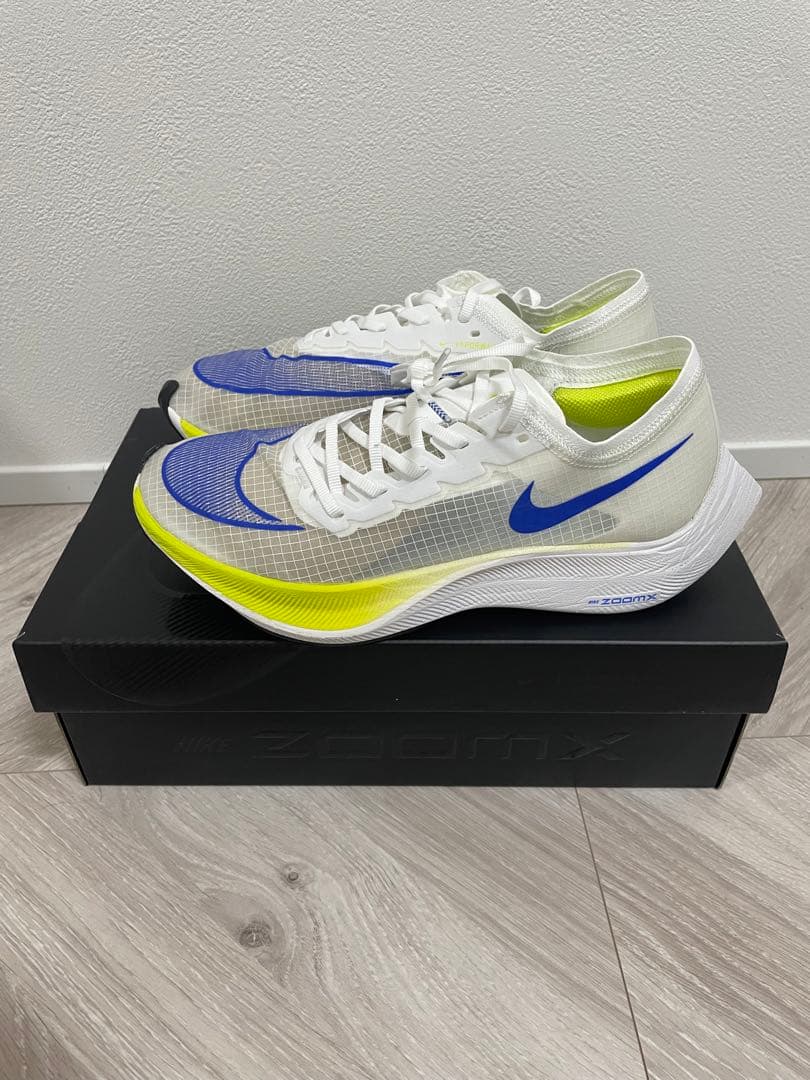 限定カラーの新品美品！！ナイキズームXヴェイパーフライNEXT％