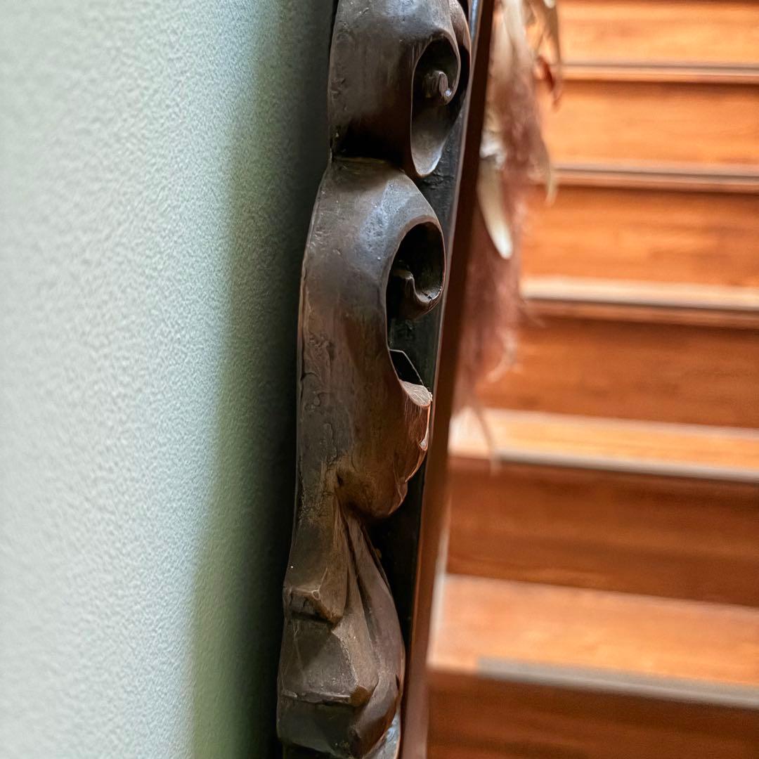 「手彫り 木製フレーム アンティークウォールミラー 北欧NORDIKスタイル」